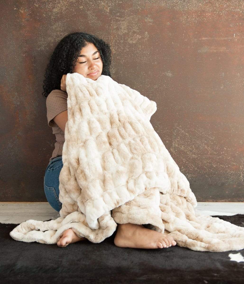 Hugs Cotton Candy Caramel Blanket - Image 4