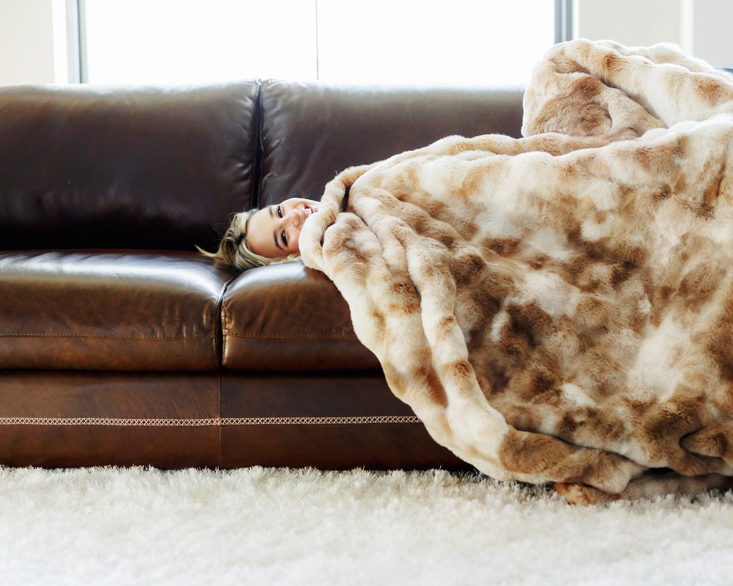 Premium Cloud Warm Bourbon Blanket - Image 5