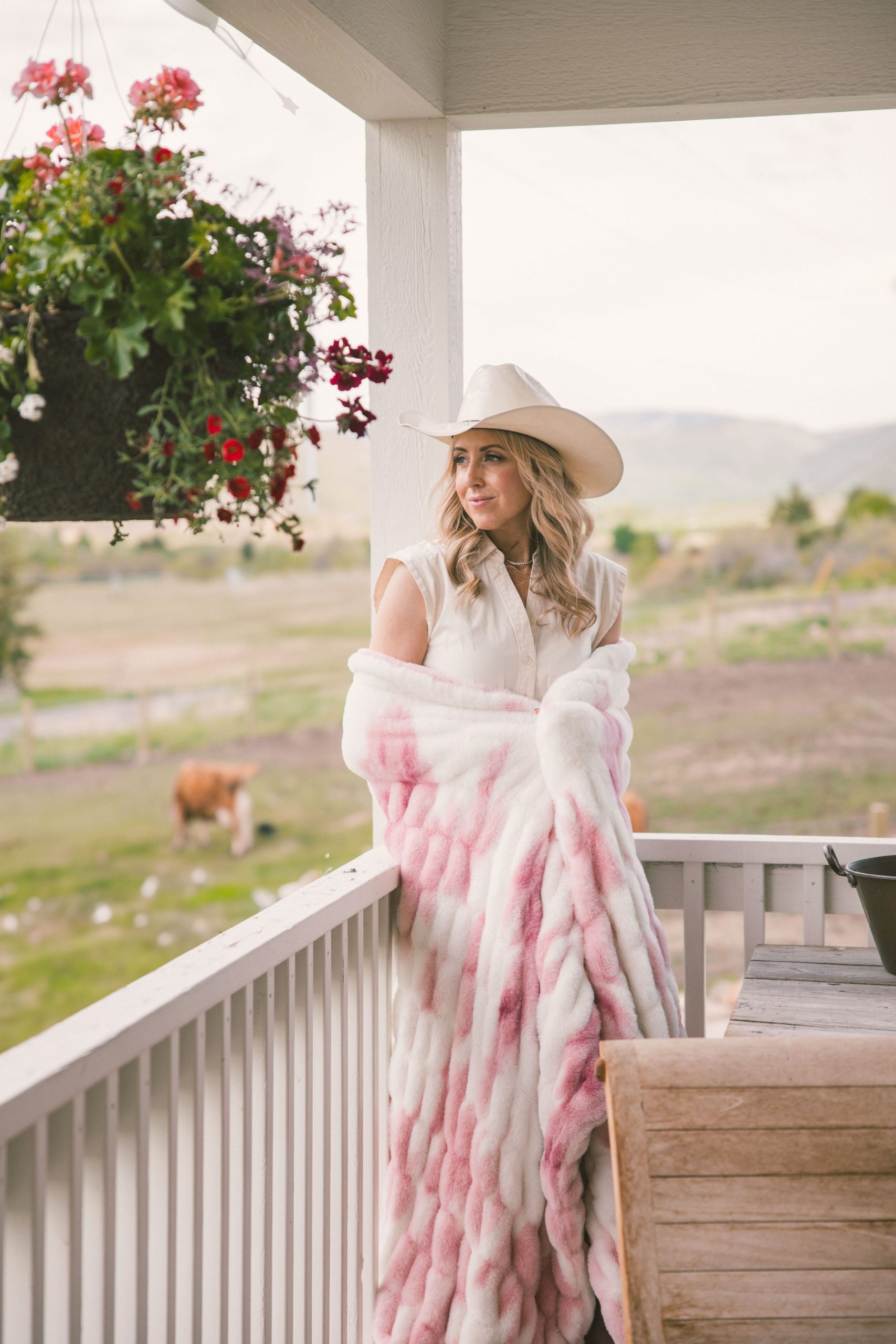 Hugs Dollie Blanket - Image 5