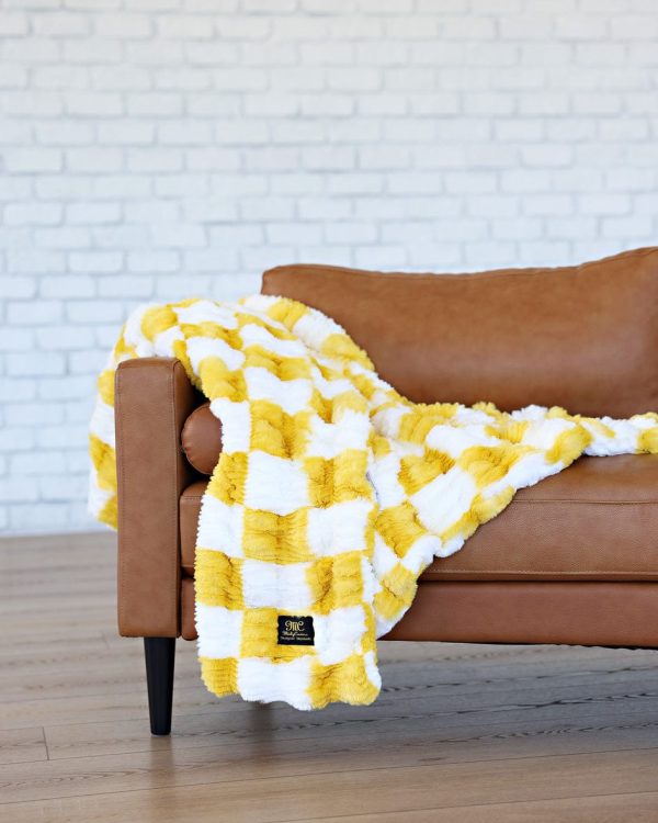 Hugs Churro Lemon Drop Blanket