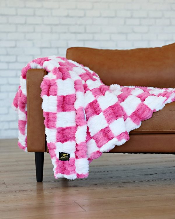 Hugs Churro Bubblegum Blanket