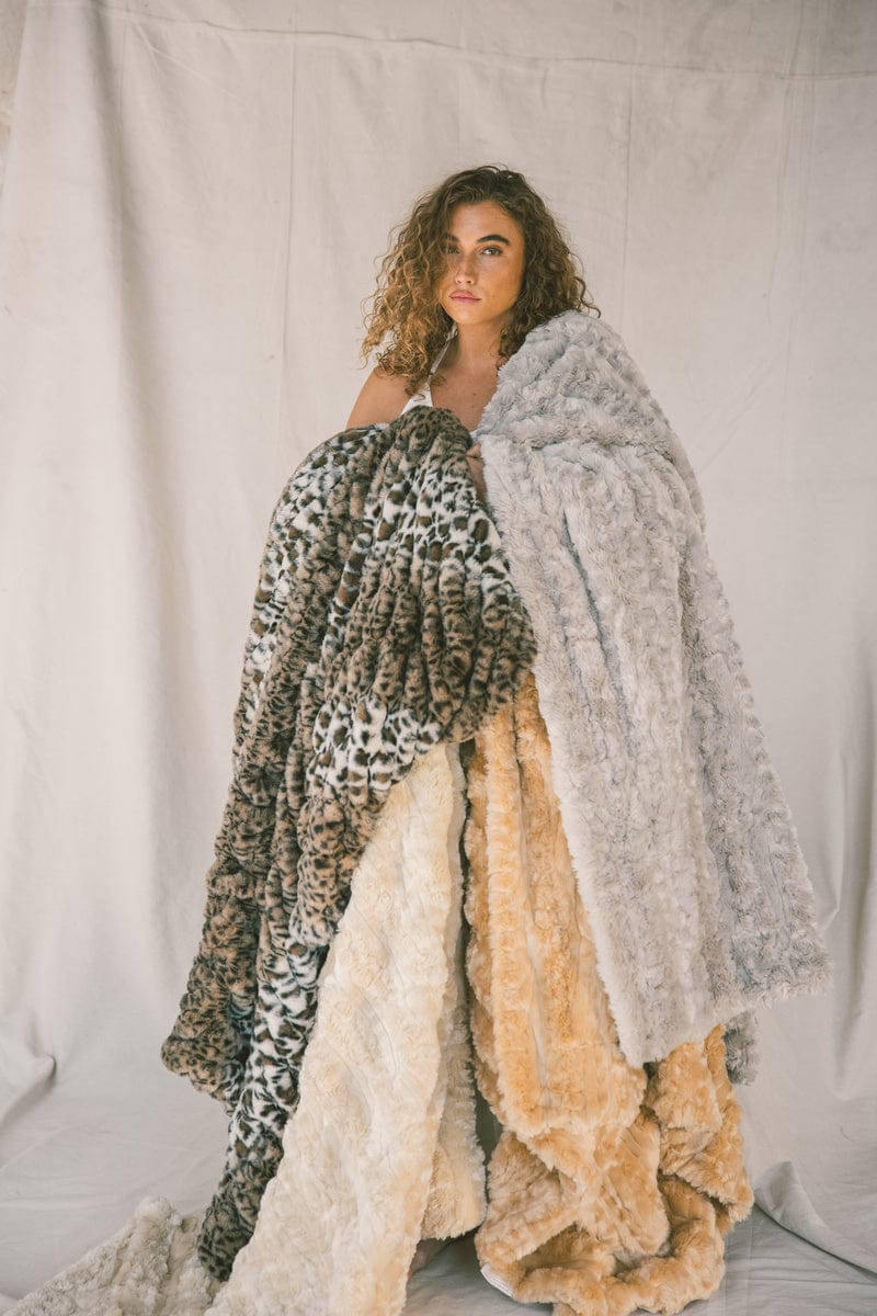 Glossy Ultra Sorbet Angora Blanket - Image 3