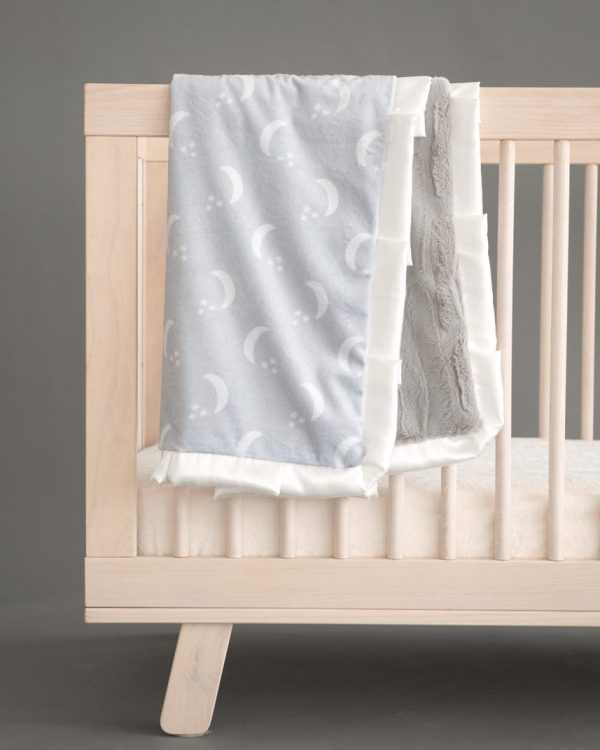 Shining Moon Silver Blanket