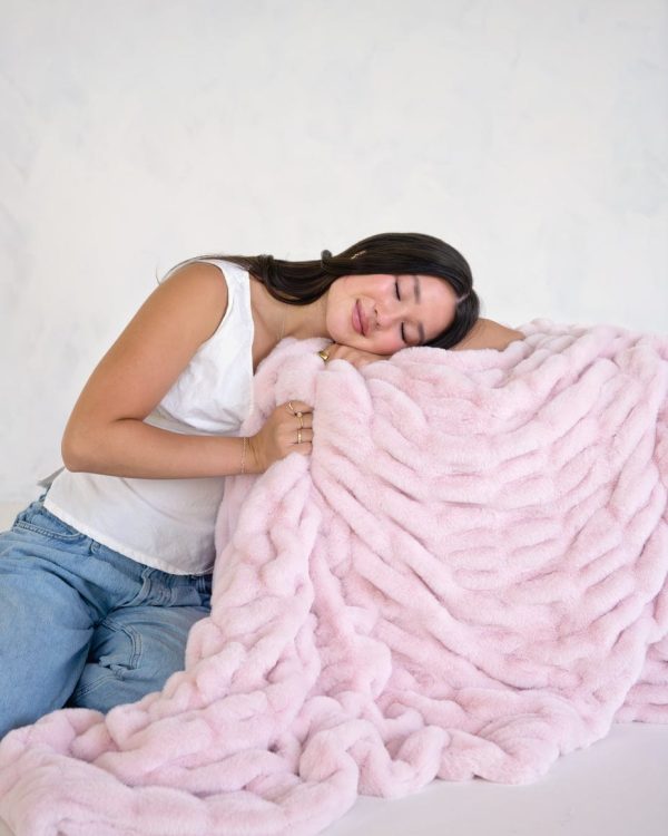Hugs Bashful Pink Blanket