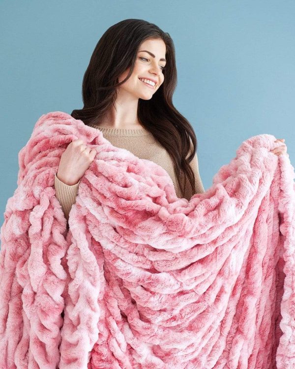 Hugs Cotton Candy Pink Blanket