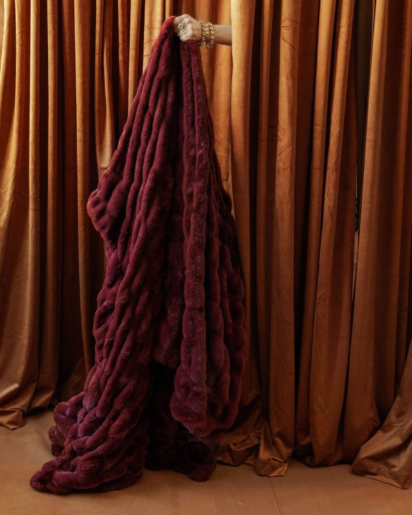 Hugs Cabernet Blanket