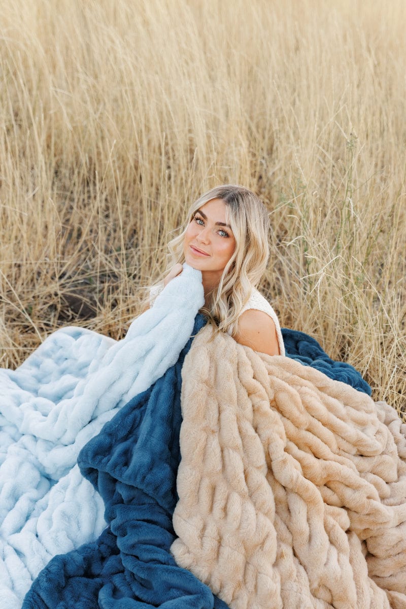 Hugs Toasted Marshmallow Blanket - Image 4